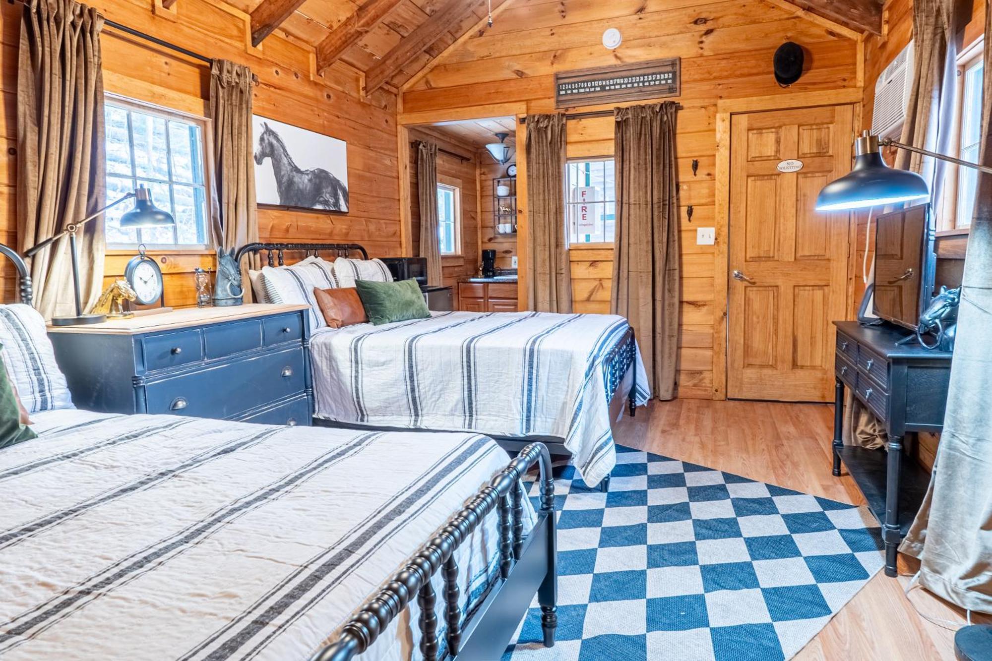 Northern Acres Lodge *